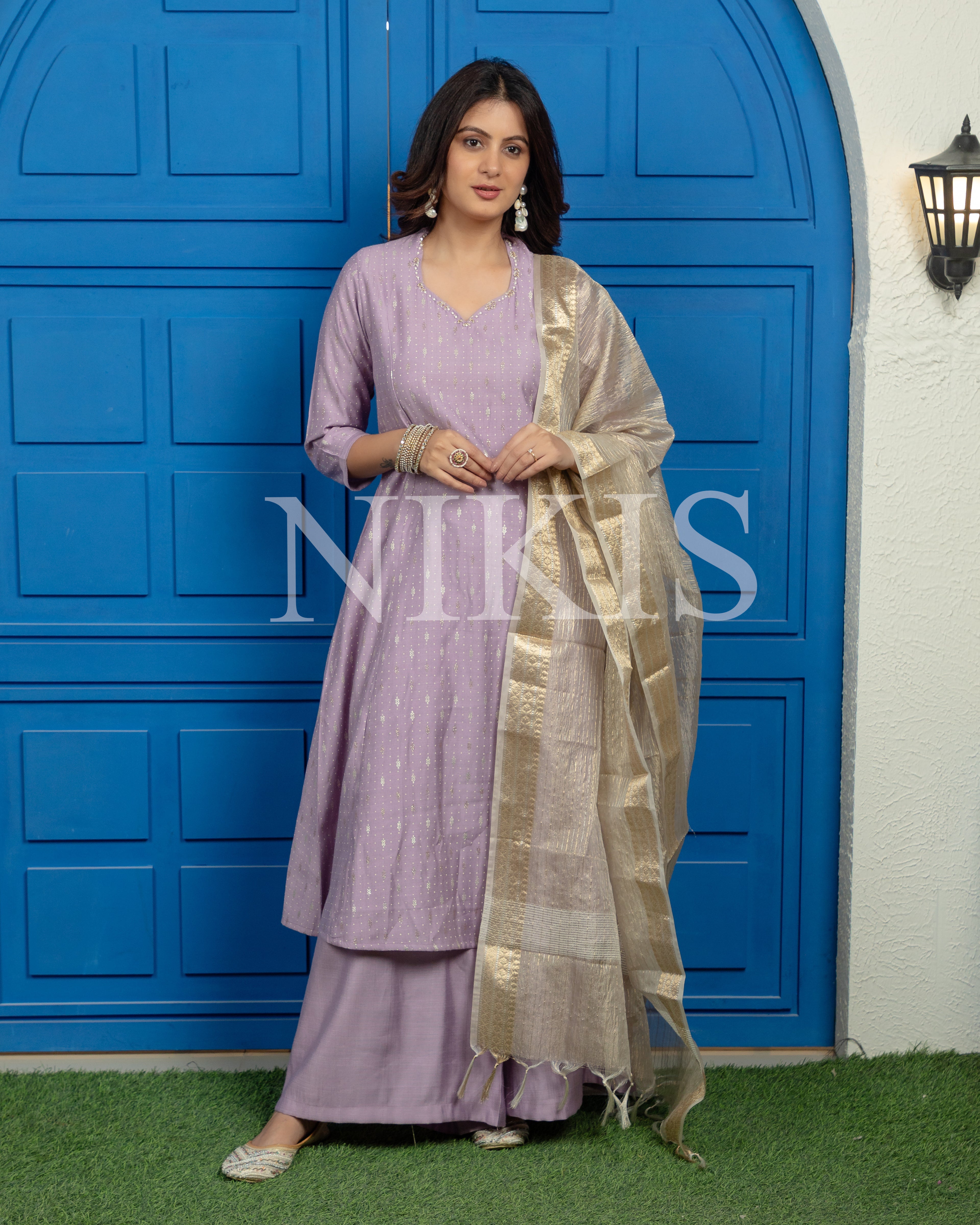 NIKIS | Viscose Suit Set | Silver Lily